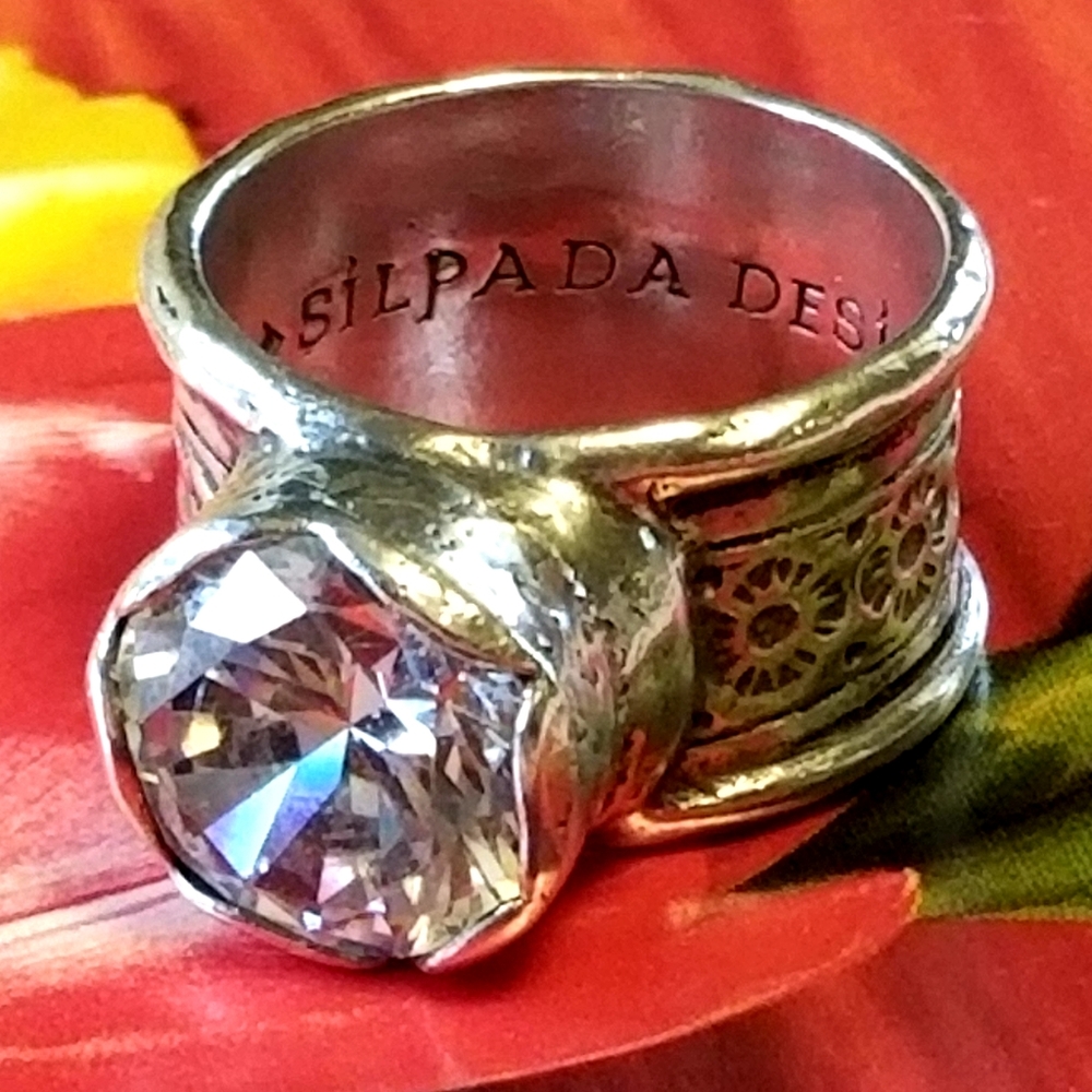 Silpada Sterling Silver & Zirconia Queen for A Day Ring - Picture 4 of 14